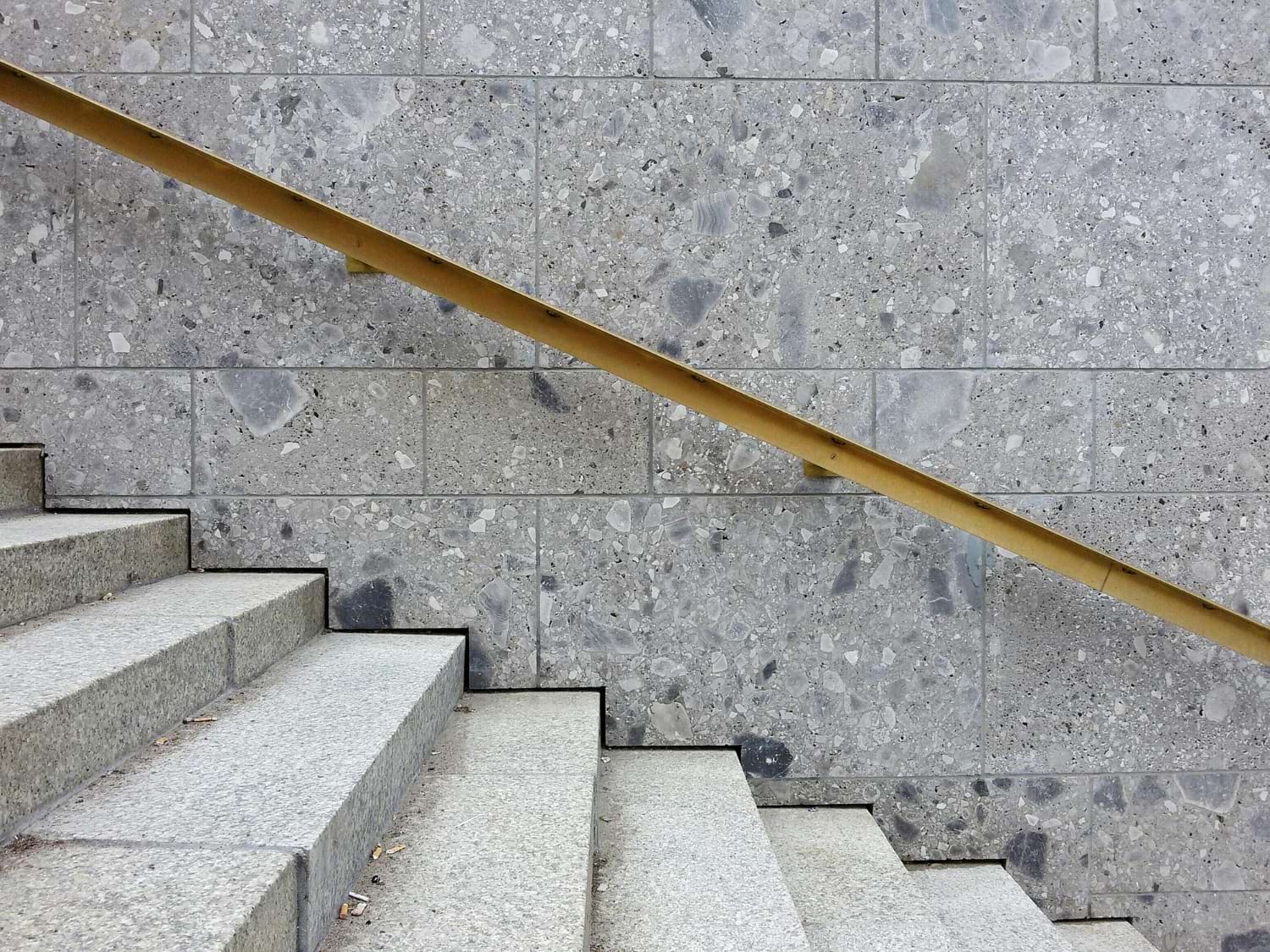 schody zewnętrzne granitowe